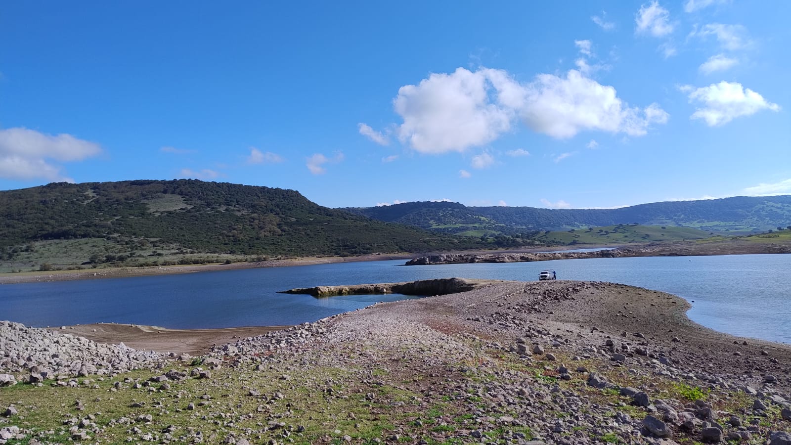 Condizioni di crisi idrica nel lago Bidighinzu