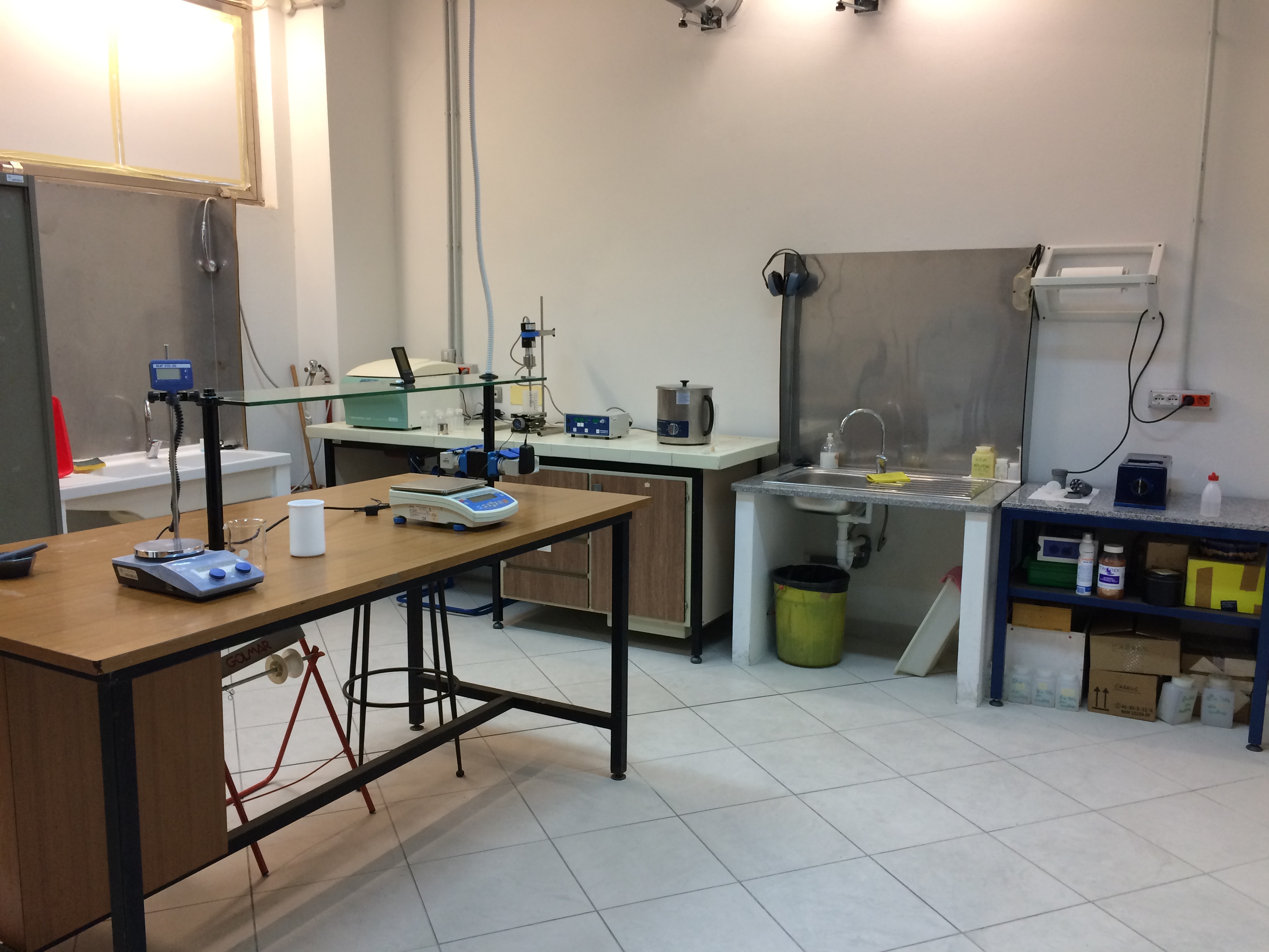 La strumentazione del Laboratorio di GeoMateriali