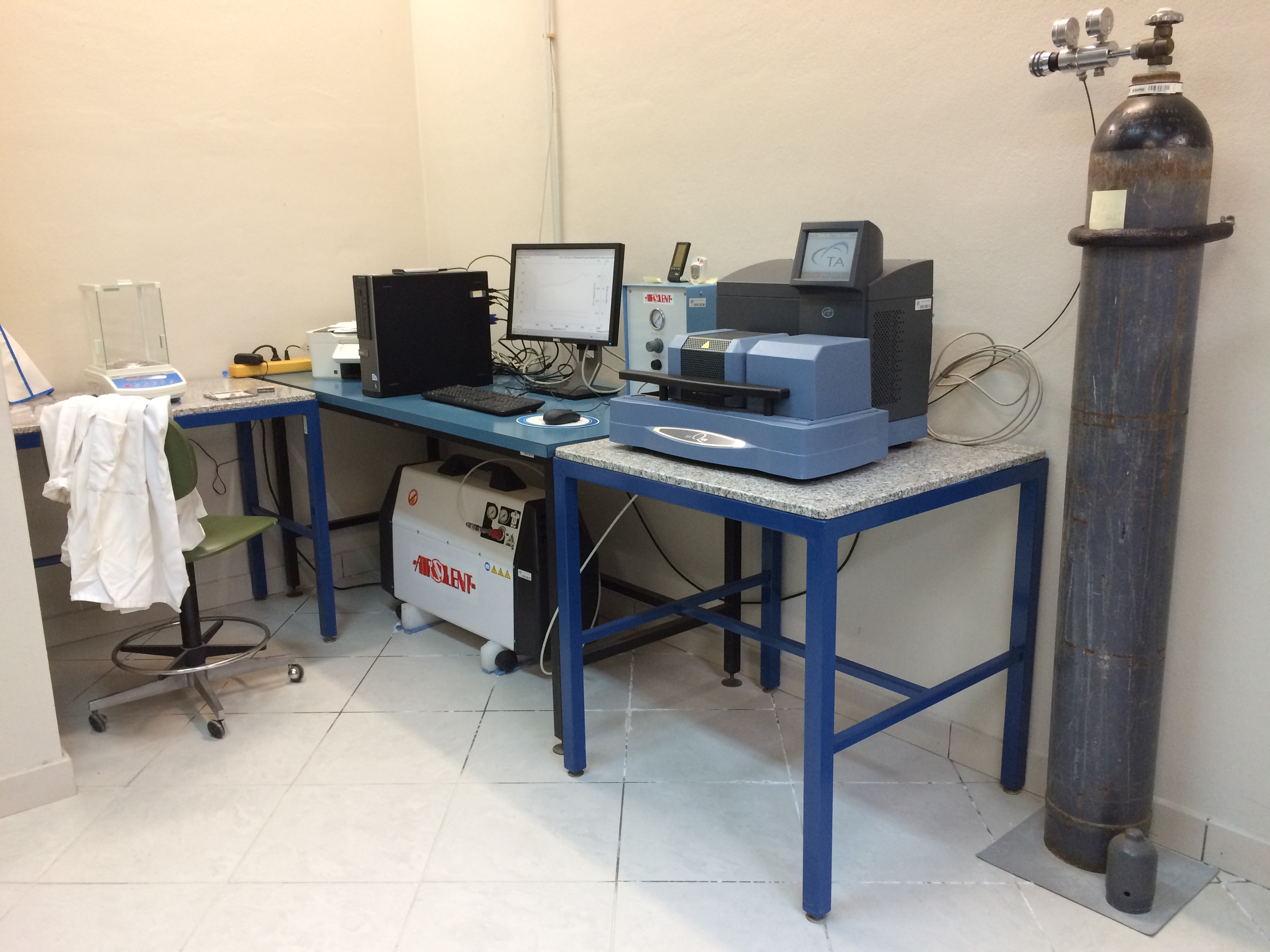 La strumentazione del Laboratorio di GeoMateriali