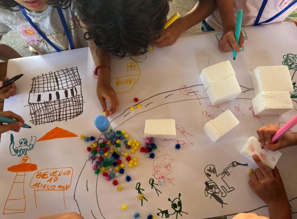 Attività con gli alunni delle scuole