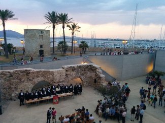 Lauree in piazza Juharia, Alghero