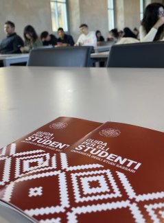 Guida per gli studenti con studenti in aula